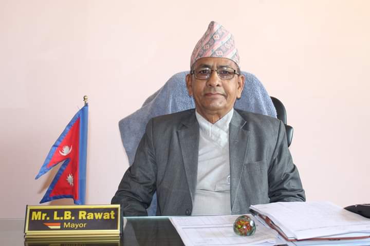 काेहलपुर नगरपालिकाका प्रमुख रावतद्वारा संविधान दिवसकाे शुभकामना