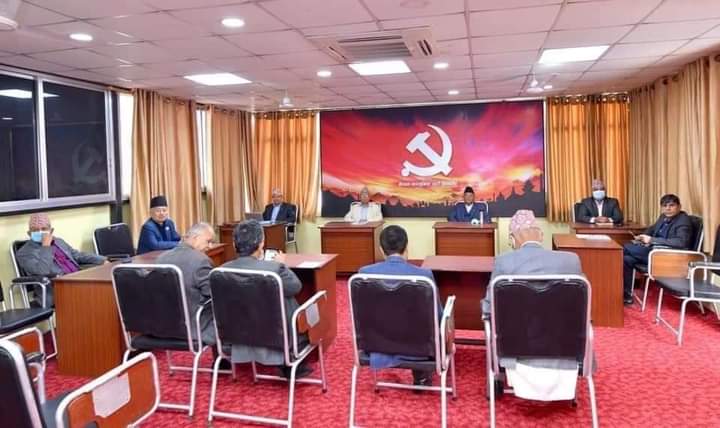 एमालेका नेता छलफलमा,कार्यकर्ता उत्साहित