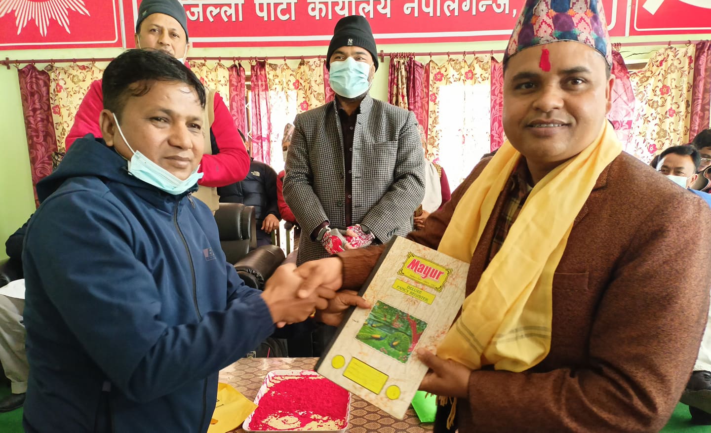 प्रेस चौतारी बाँकेको नव निर्वाचित कार्यसमितिको  सपथग्रहण तथा पदभार  सम्पन्न    