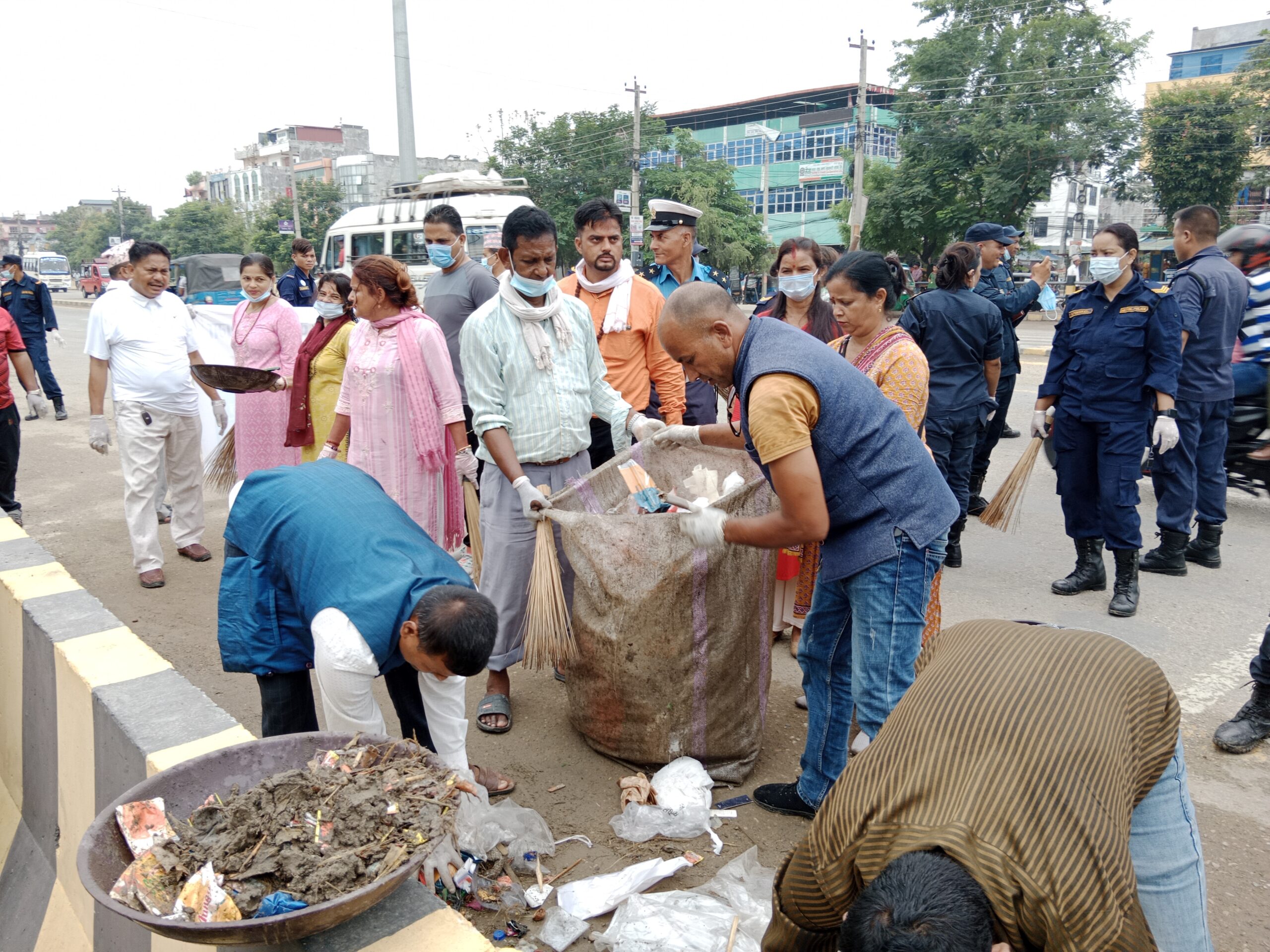 गणतन्त्र दिवसको अवसरमा काेहलपुर बृहत् सरसफाई
