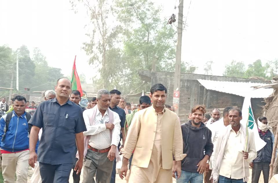 मतदाता भेटघाट  अभियानमा जसपाका इश्तिहाक राई